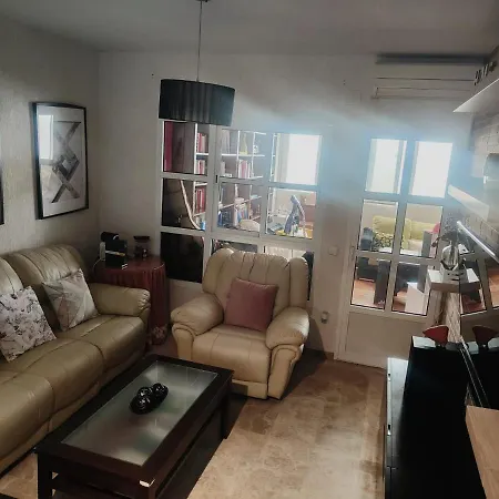 Apartment En El Centro De Con Garaje Y Aire Acondicionado Cadiz